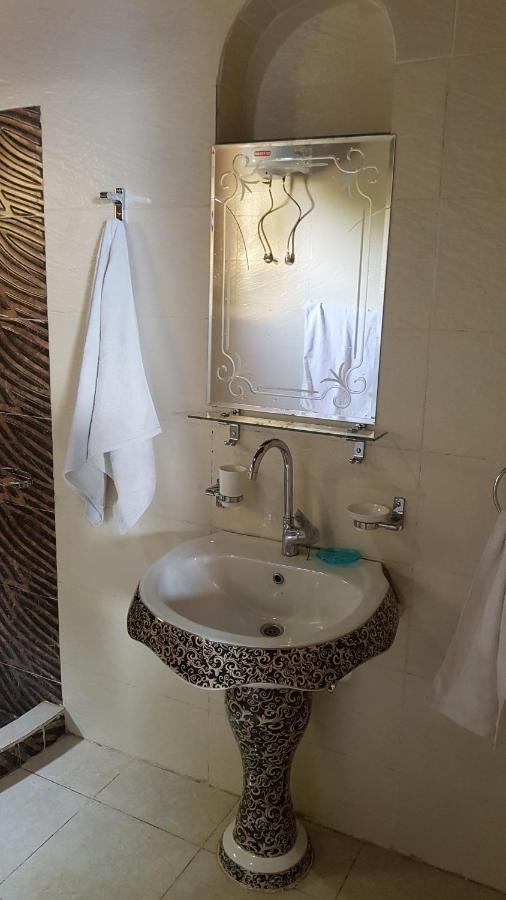 Golden Palace Nile View - Appartment Луксор Екстериор снимка